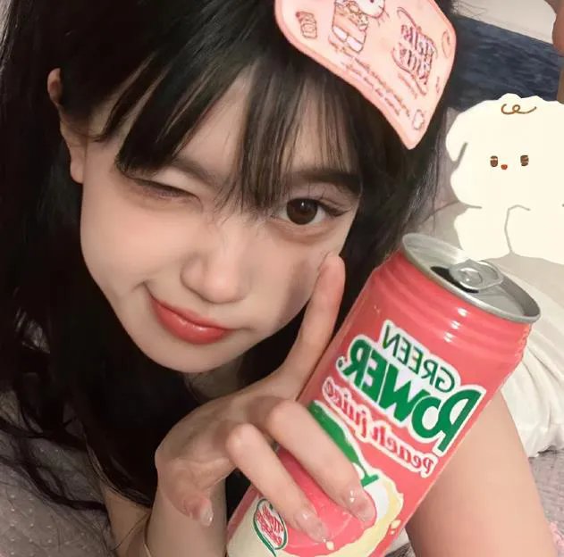 女大学生